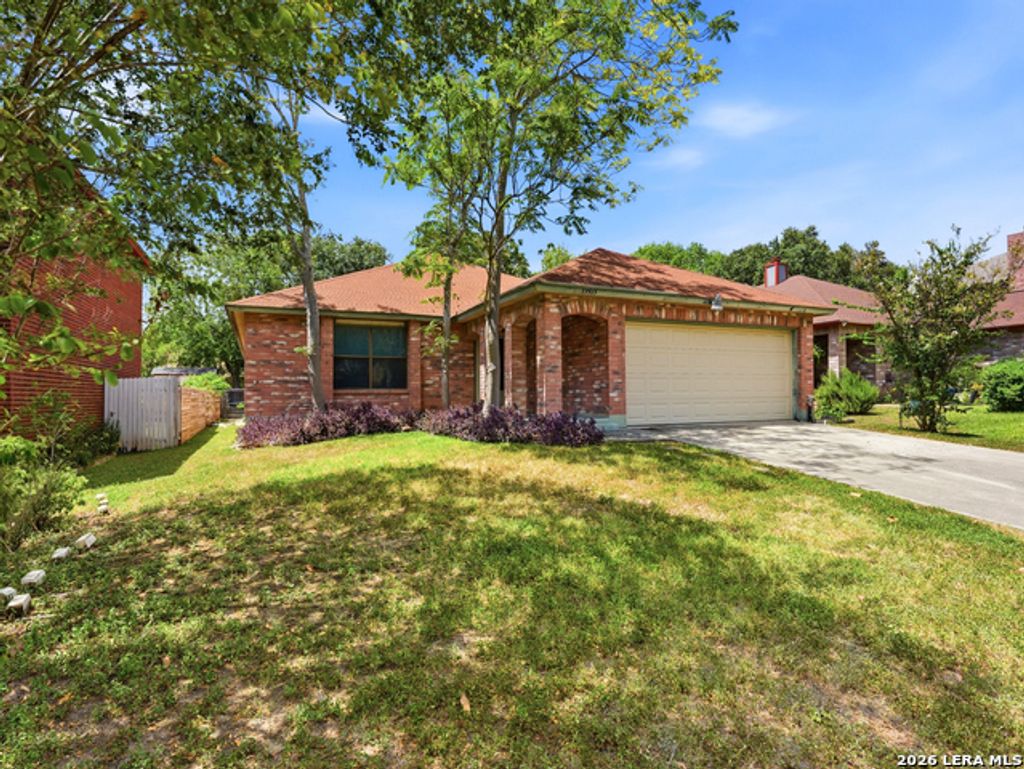 13915 Grove Patch, San Antonio