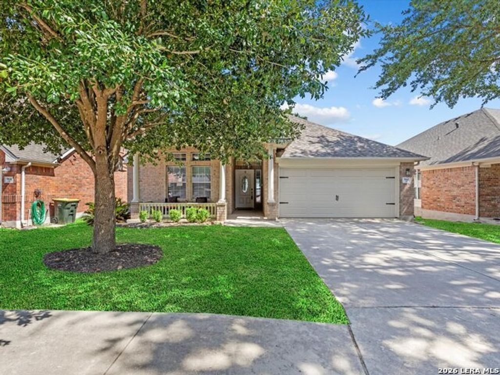 560 Ginsberg Dr, Schertz