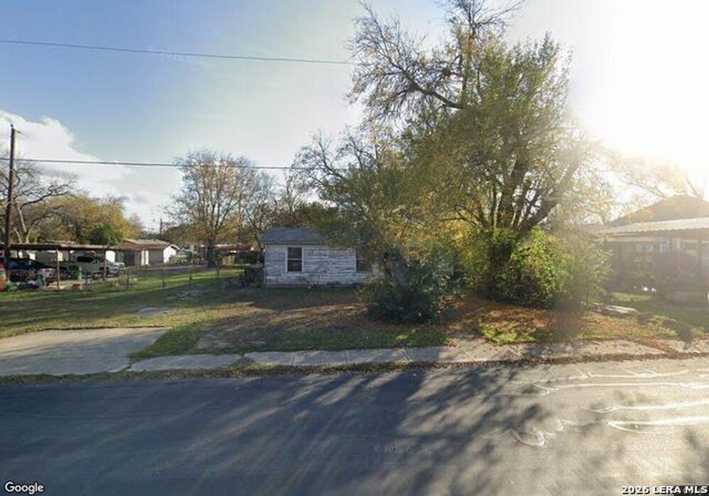 446 E Hart Ave, San Antonio