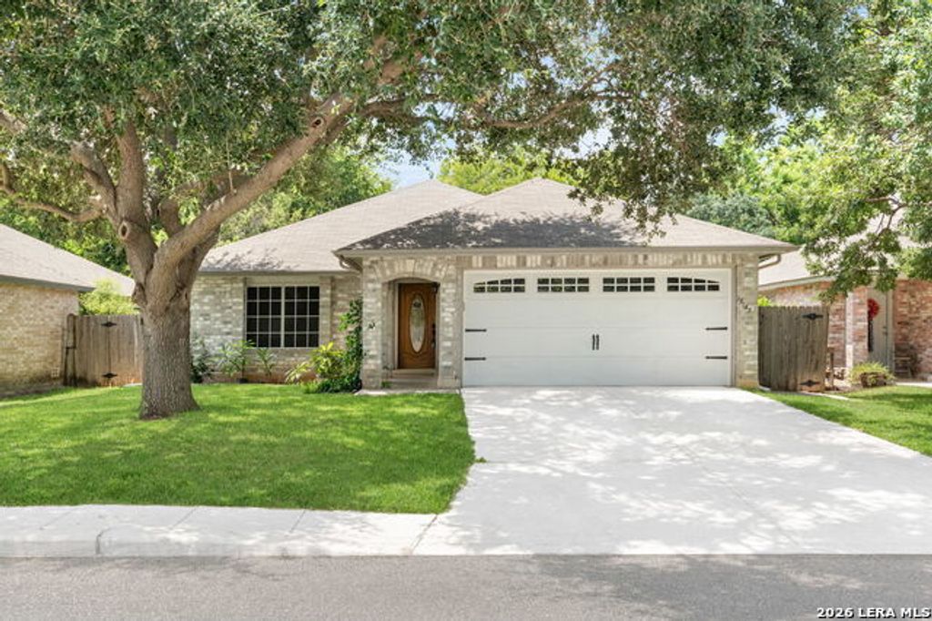 13143 Regency Bend, San Antonio