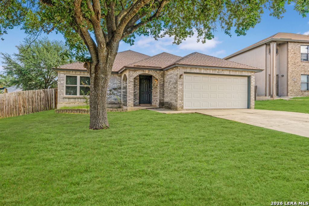 8015 Chestnut Gate Dr, Converse