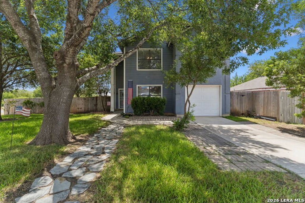 502 Meadow Frg, Converse