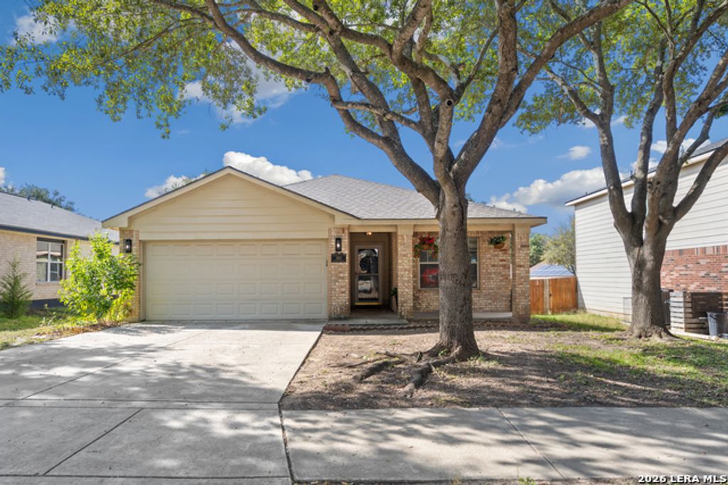 3953 Brook Hollow Dr, Schertz