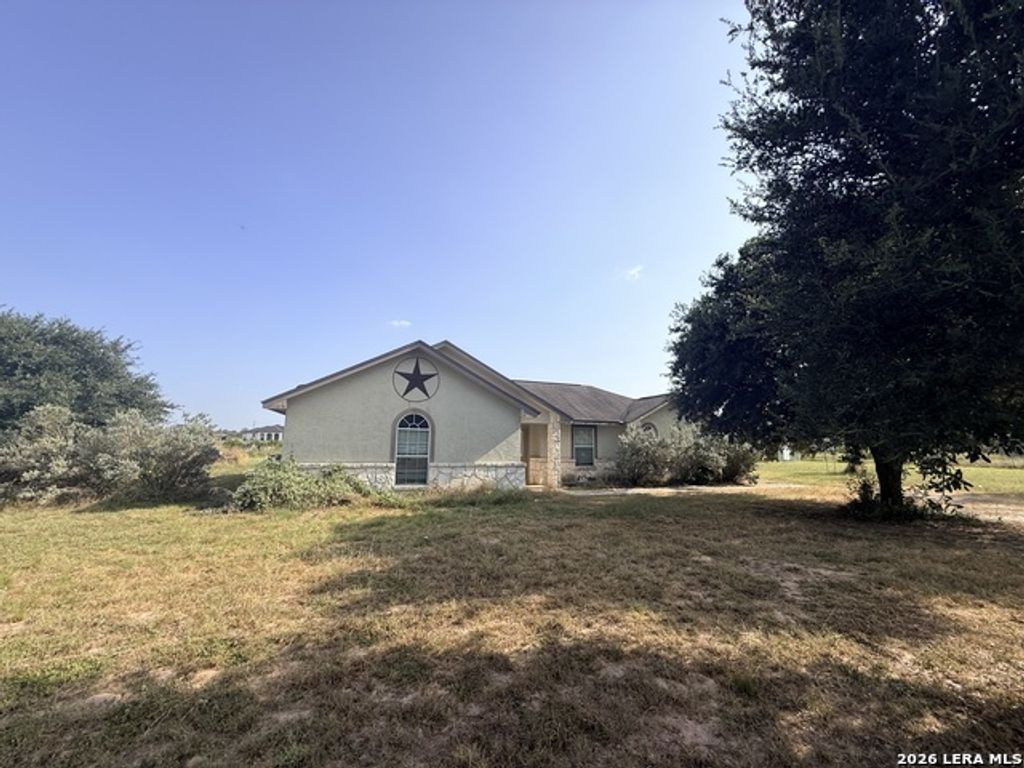 116 Palomino Trail, Natalia