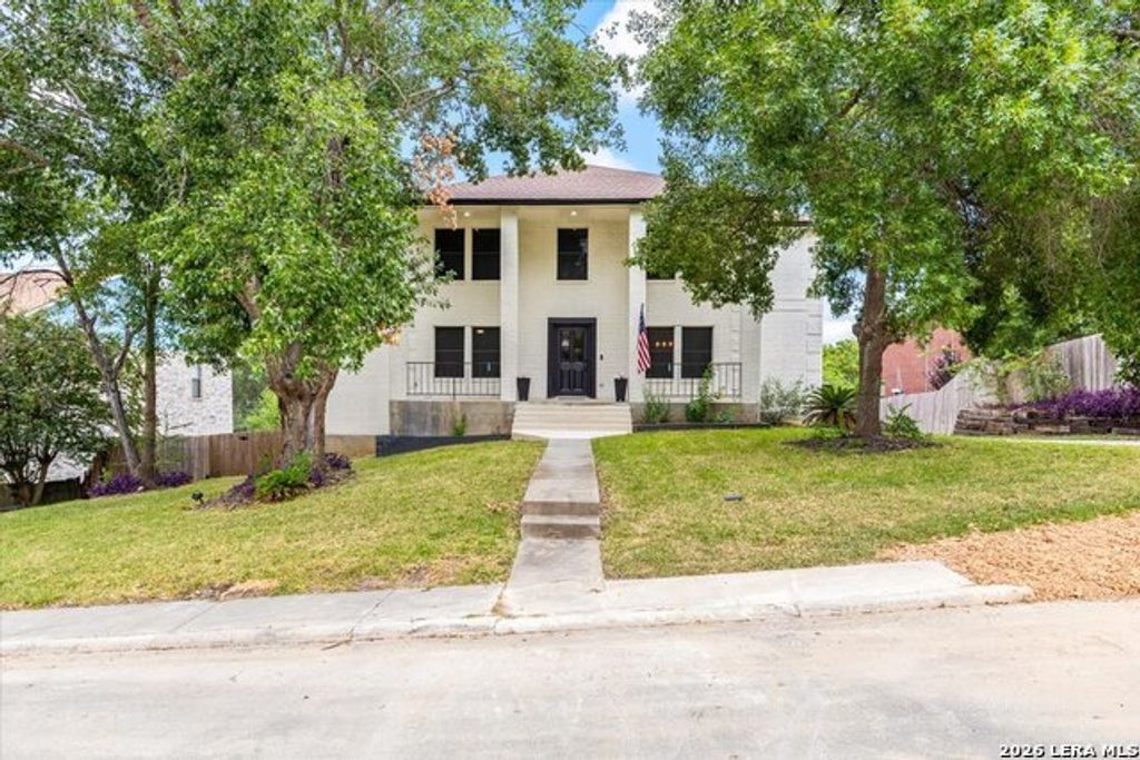 7738 Oakhill Park Dr, San Antonio
