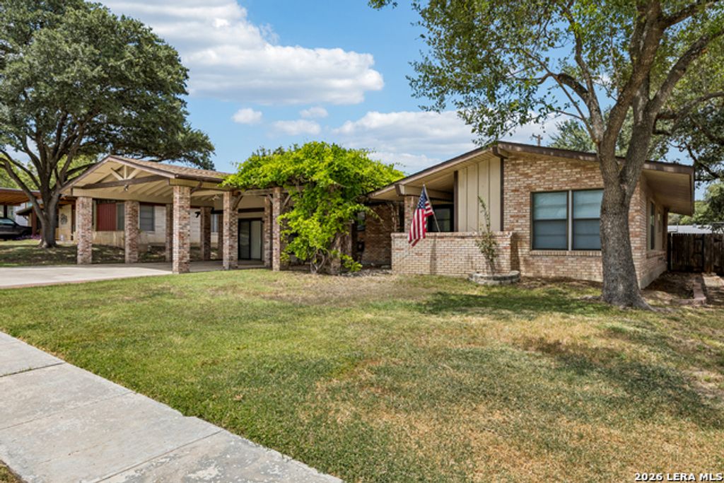 115 Springwood Ln, San Antonio