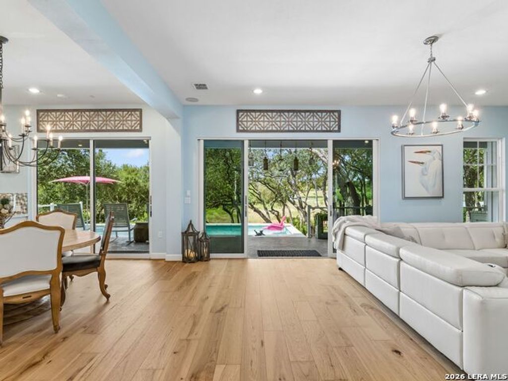 137 Sowing Oak Dr, San Marcos