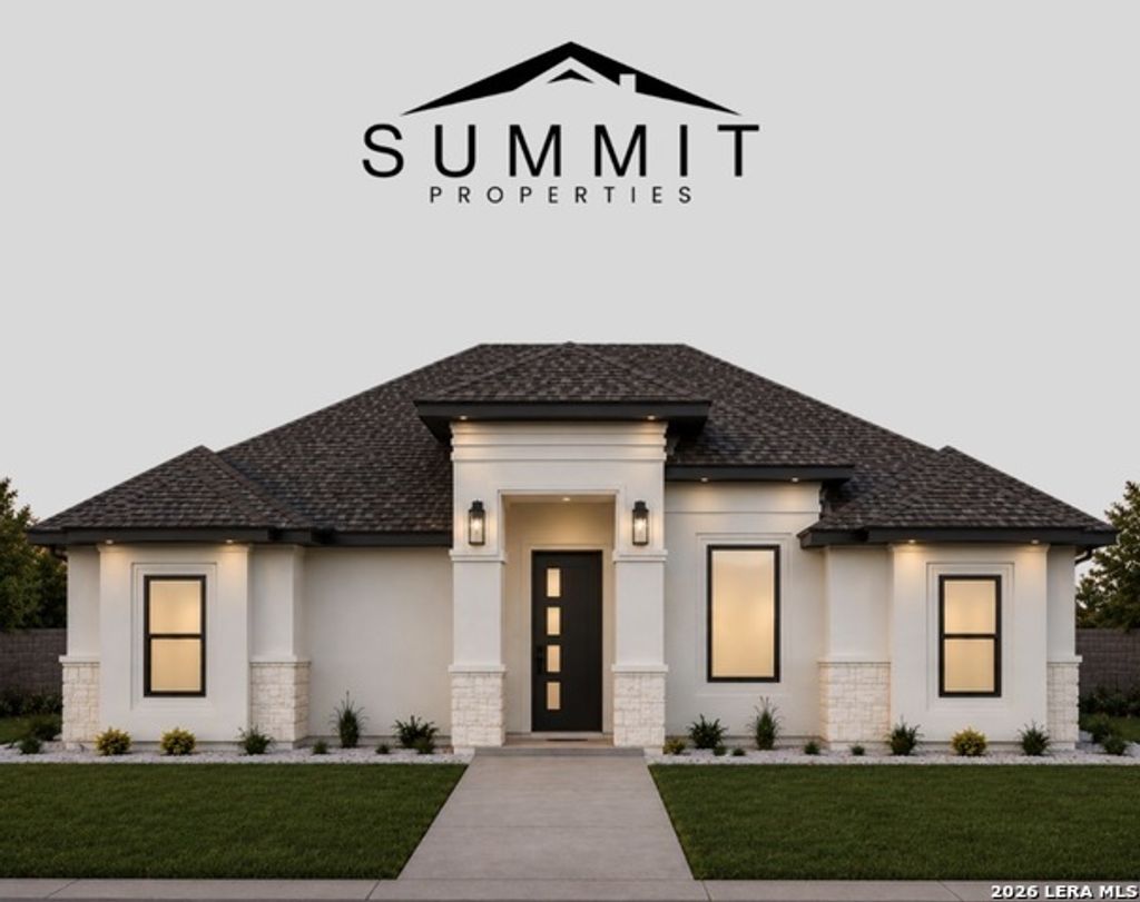2239 Rio Sabinas Dr, Eagle Pass
