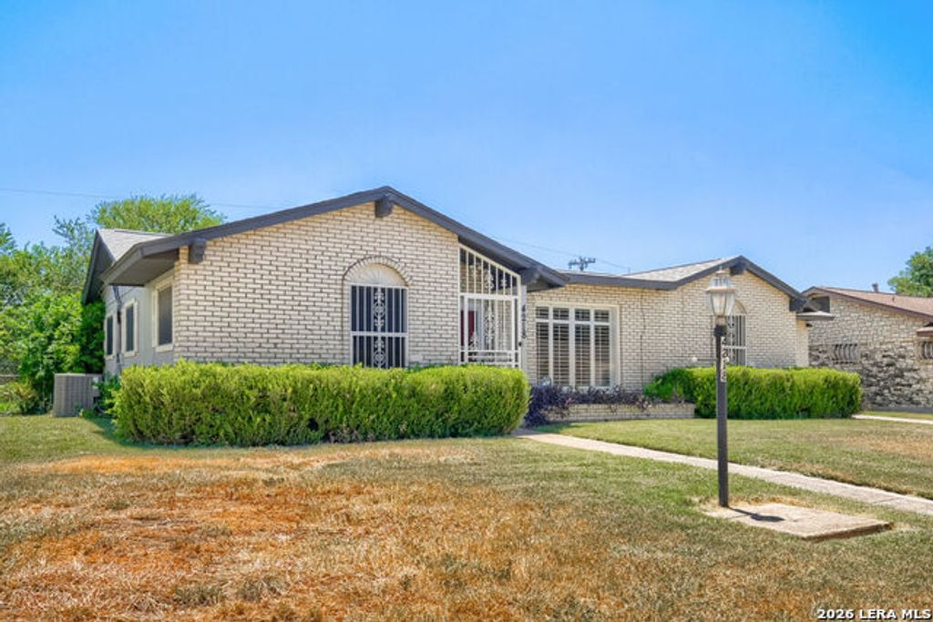 4218 Valleyfield St, San Antonio