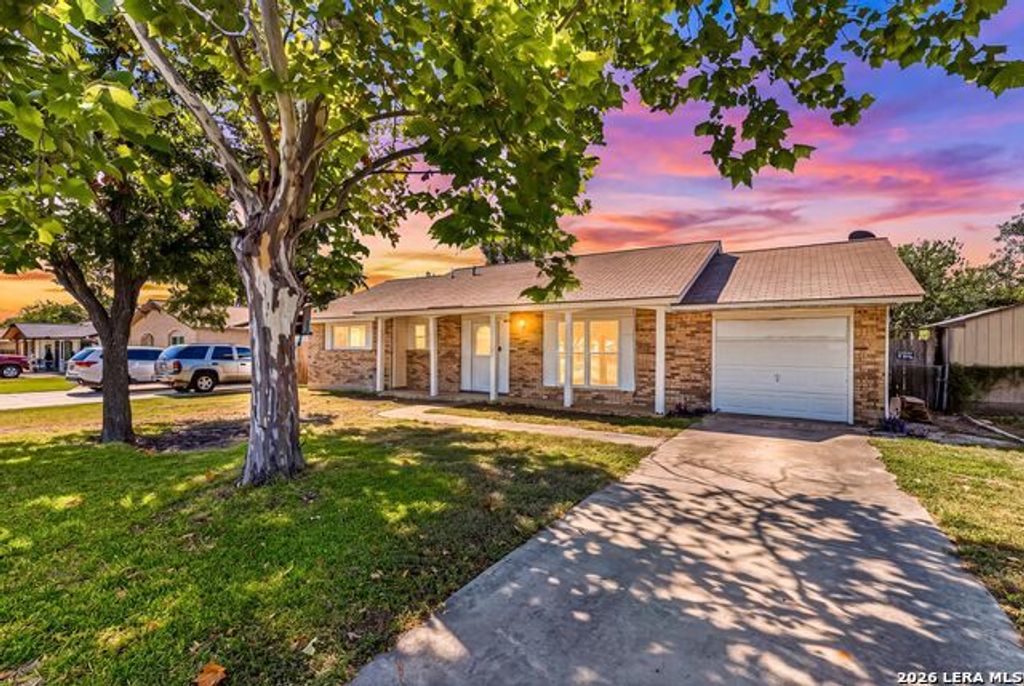 4314 Clear Spring Dr, San Antonio