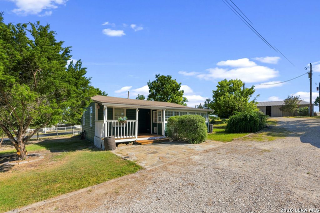 103 Lariat Dr, Boerne