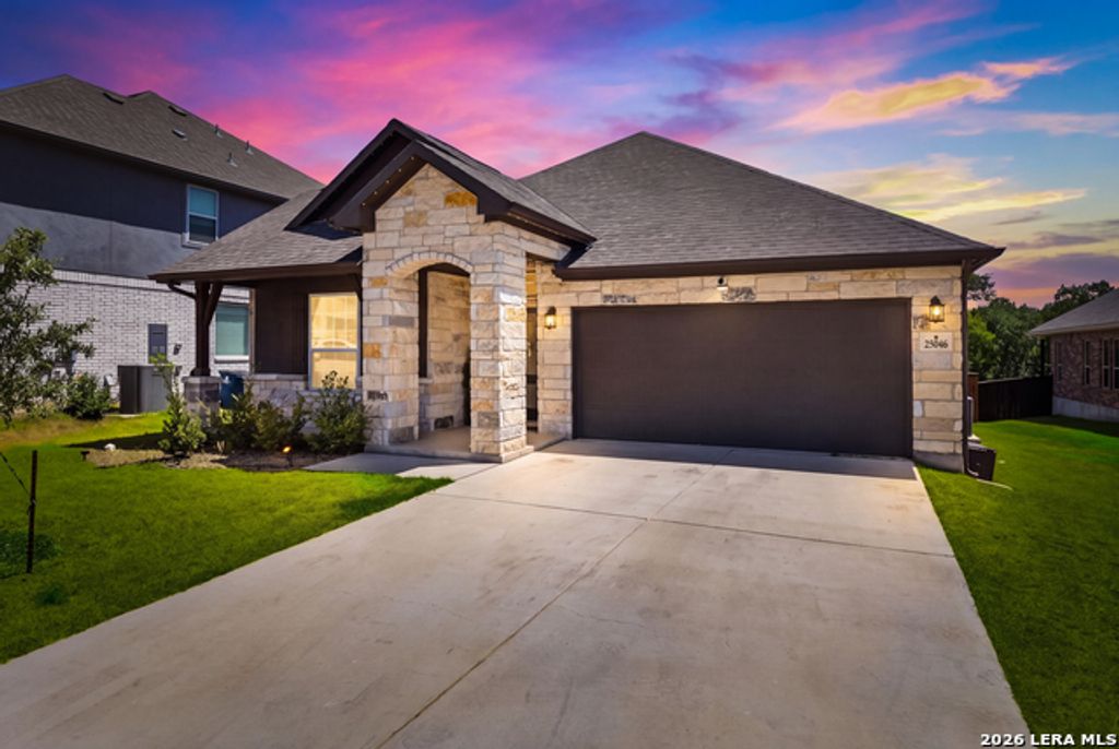 25046 Las Pilas, San Antonio