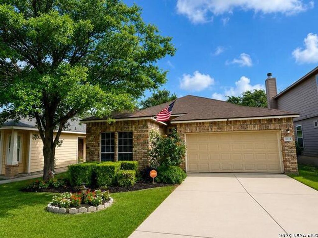 10135 Divine Breeze, San Antonio
