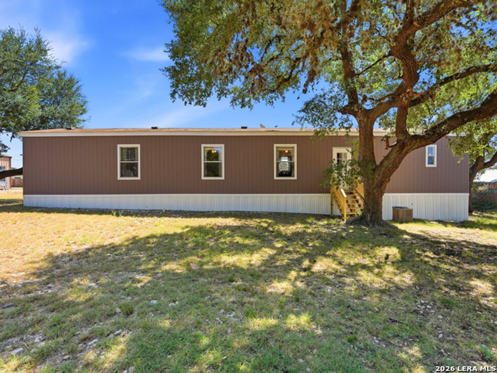 260 Private Road 1514, Bandera