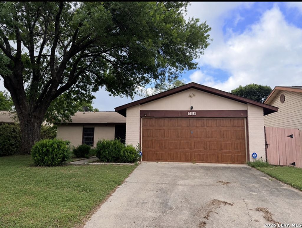 7118 Moss Creek, San Antonio