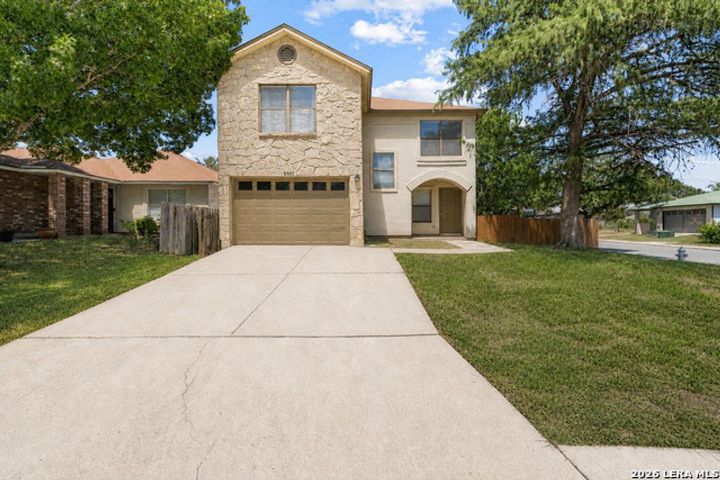 6883 Canary Meadow Dr, Converse