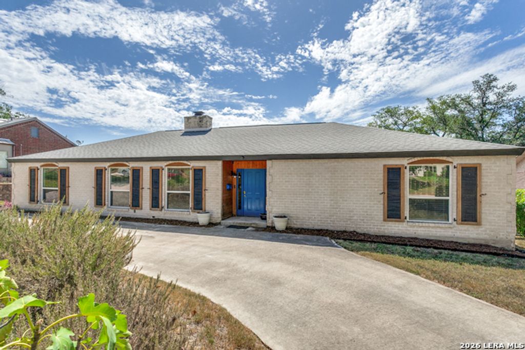 414 E Hathaway Dr, San Antonio
