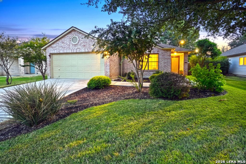 762 Pinehurst Drive, New Braunfels