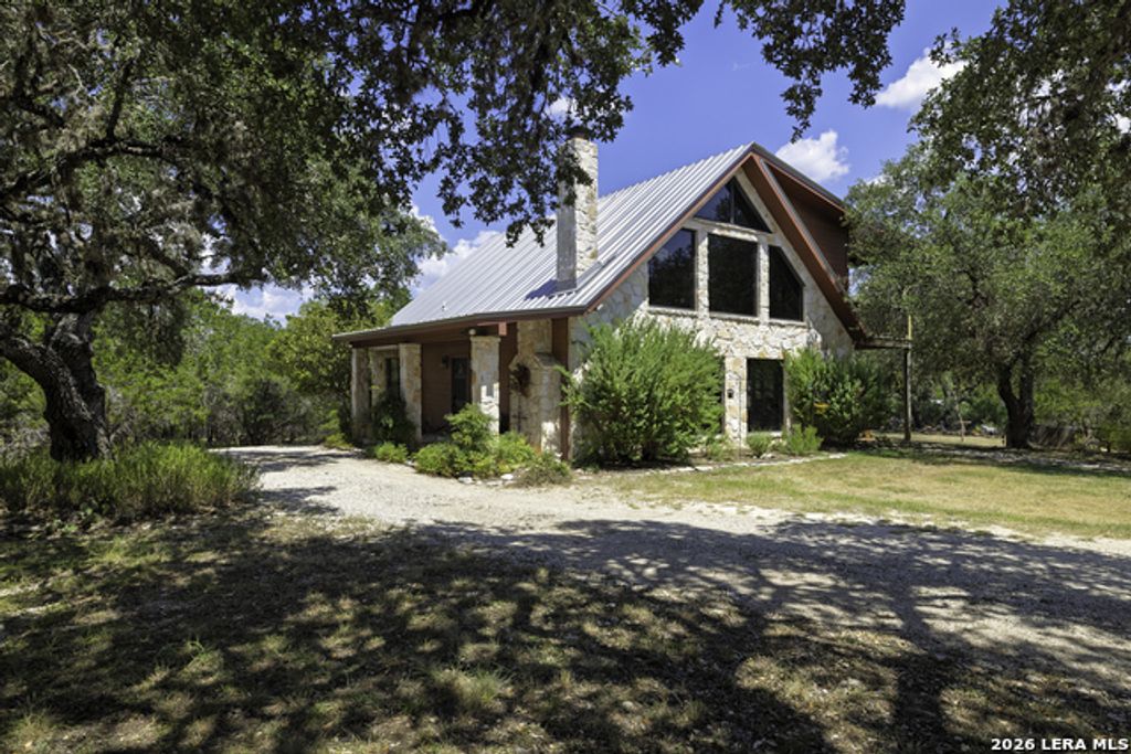 488 Rivertree Rd, Leakey