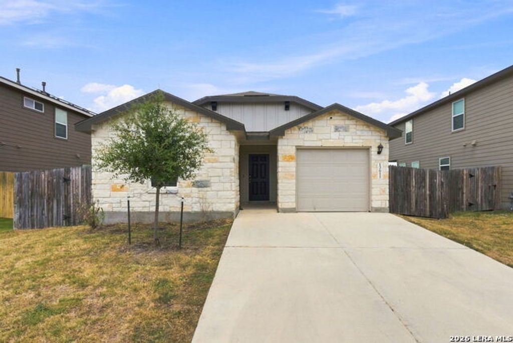 13611 Whisper Ranch, San Antonio