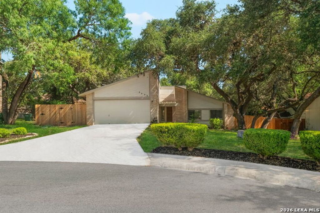 5006 Timber Rise, San Antonio