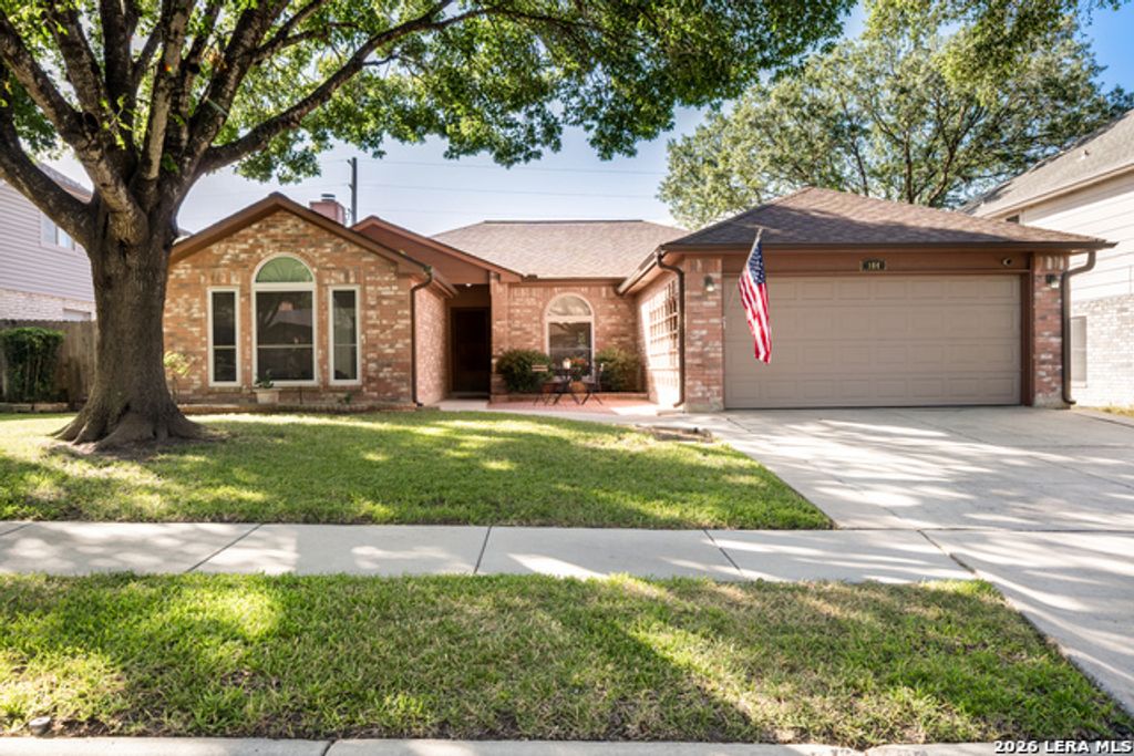904 Dimrock, Schertz