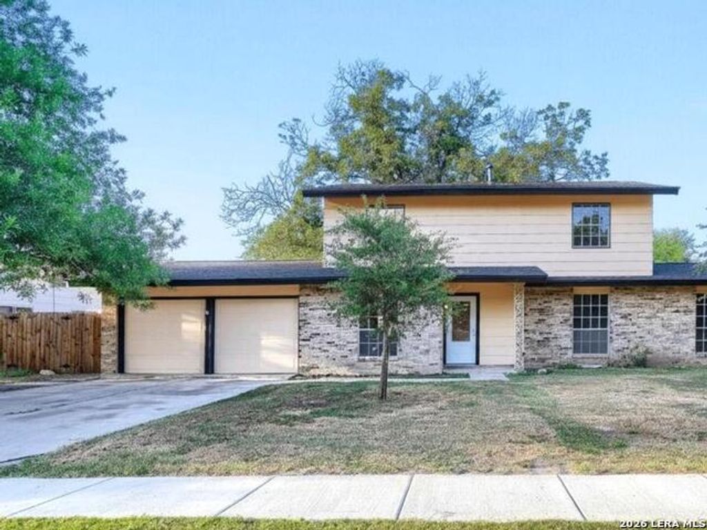 231 Meadow Path Dr, San Antonio