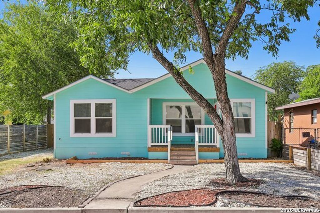 1710 Alametos, San Antonio