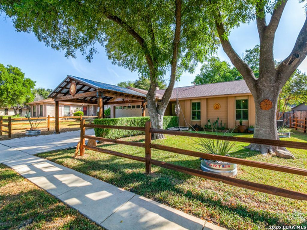 13318 Larkbrook St, San Antonio