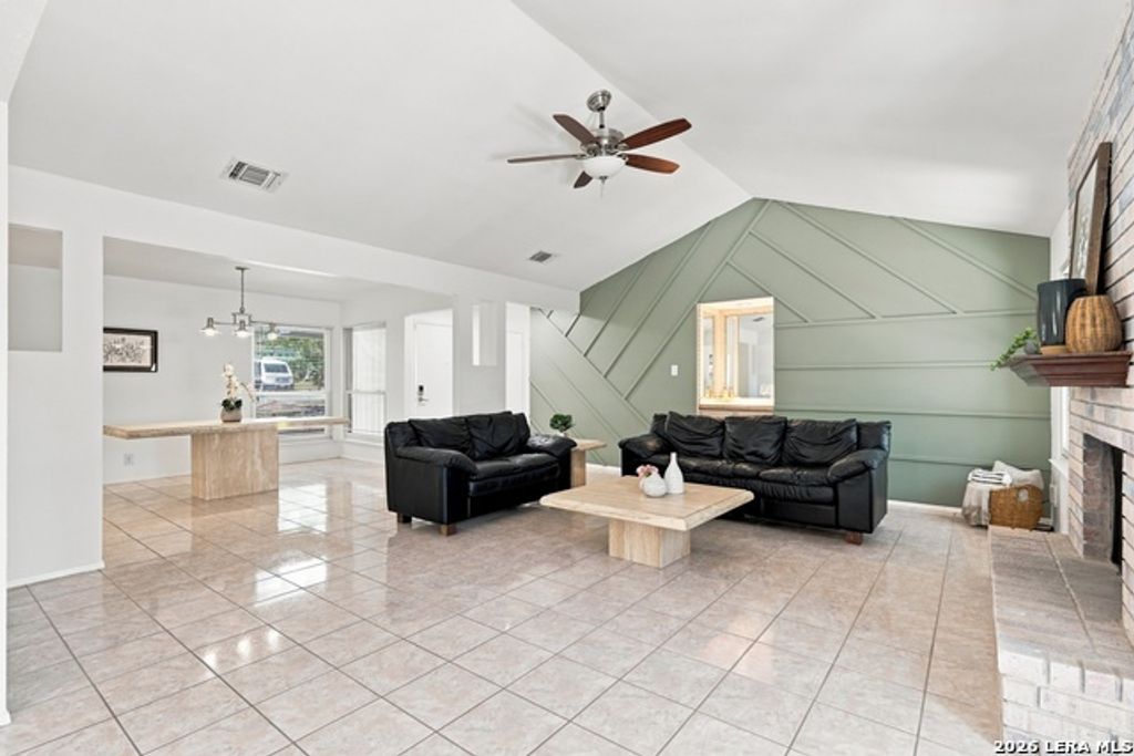 8434 Timber Crest St, San Antonio