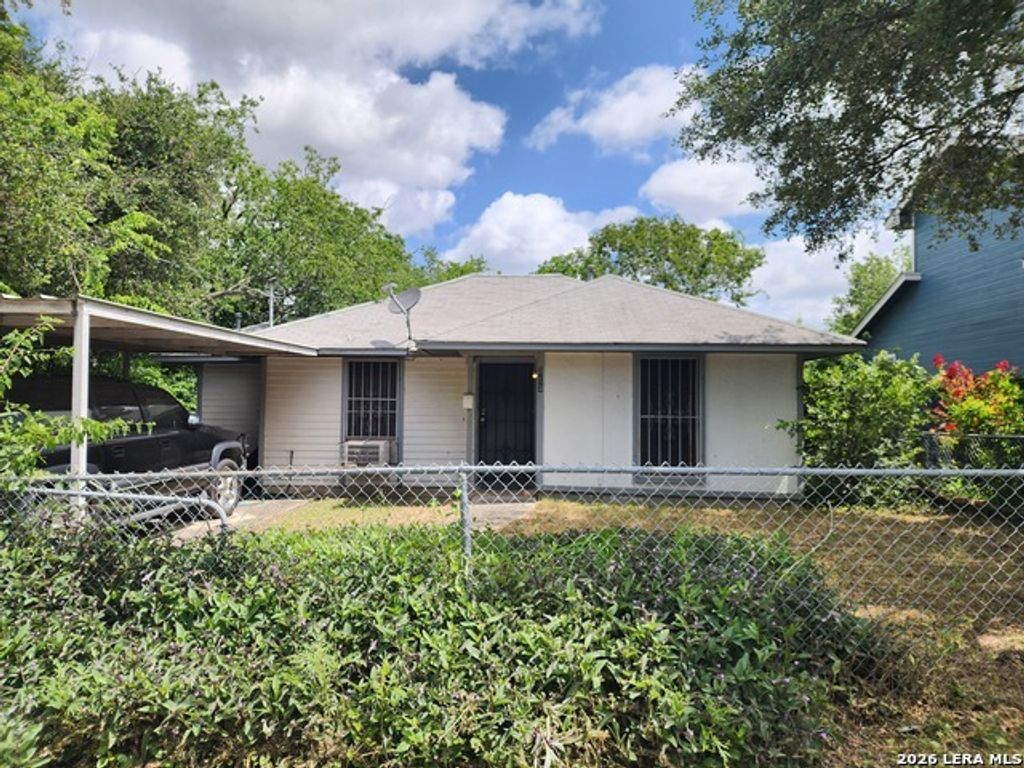 313 Bee Street, San Antonio