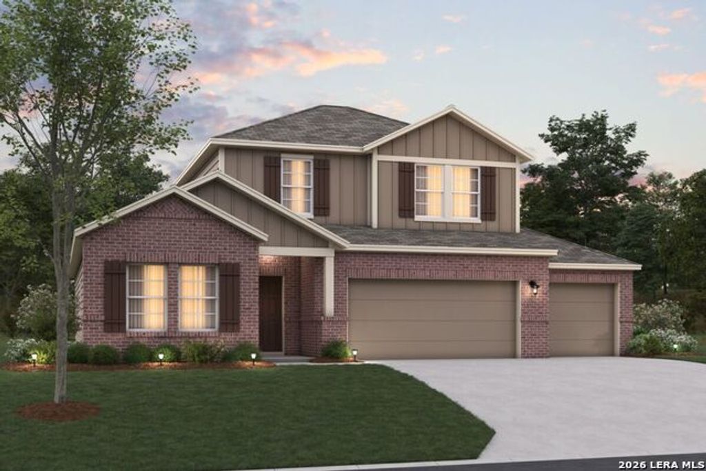 101 Pecos Way, Floresville