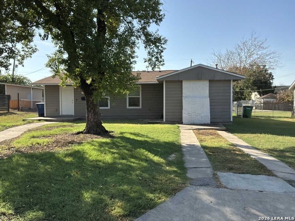 760 Linda Lou Dr, San Antonio