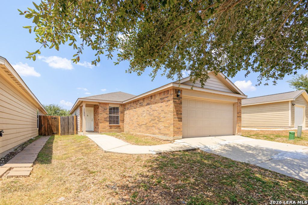 11235 Pecan Cyn, San Antonio