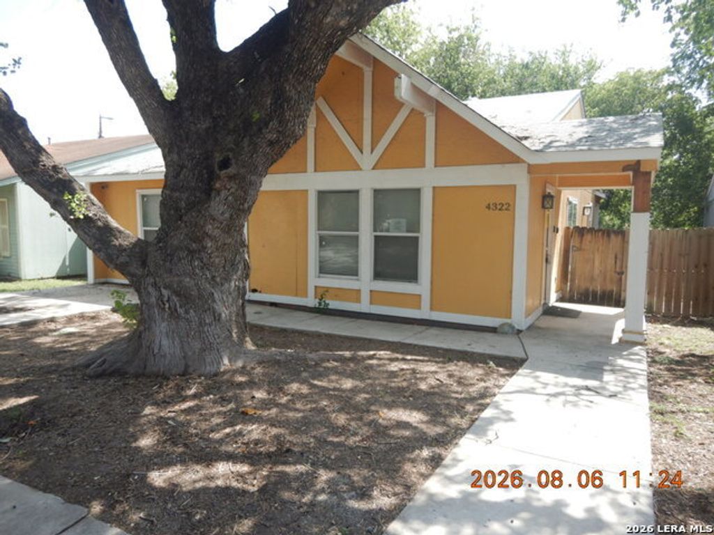 4322 Lehman Dr, Kirby