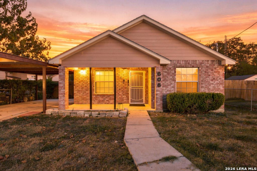 608 Whitman Ave, San Antonio