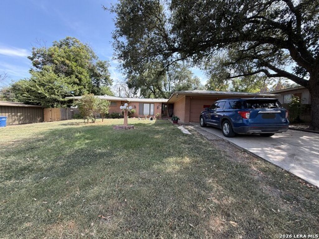 114 Maplewood, San Antonio