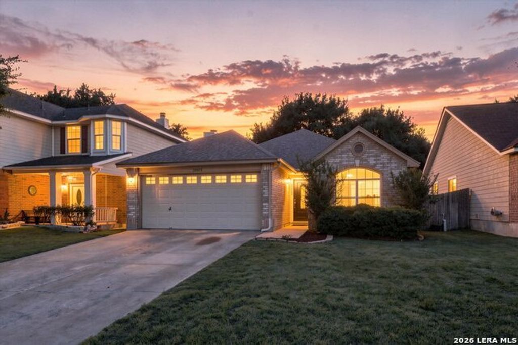 20619 Gathering Oak, San Antonio