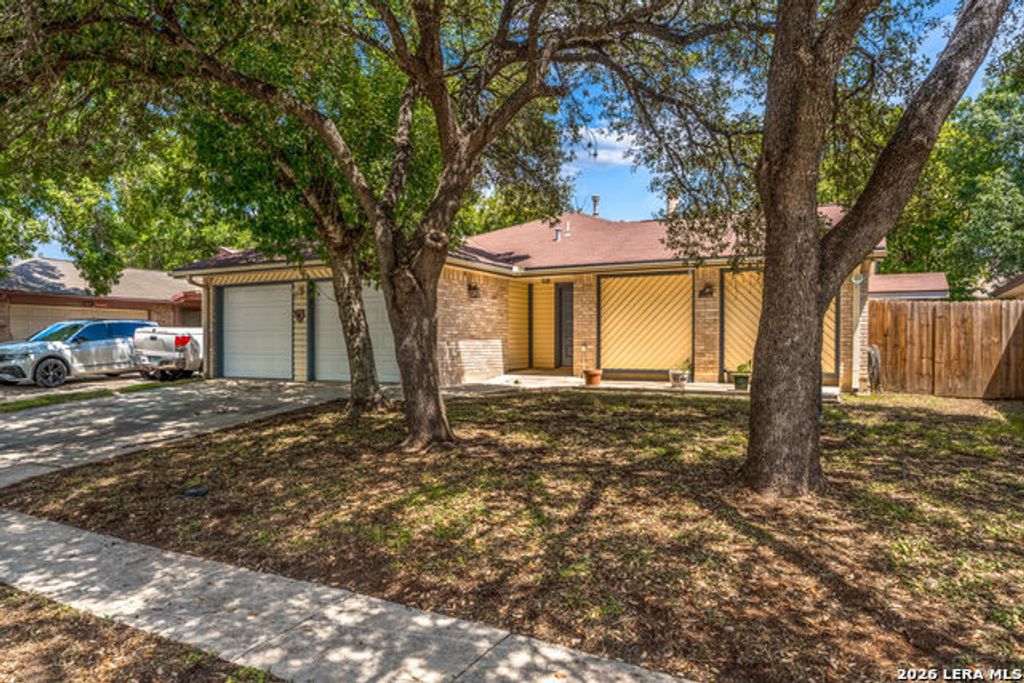 9715 Woodland Hls, San Antonio