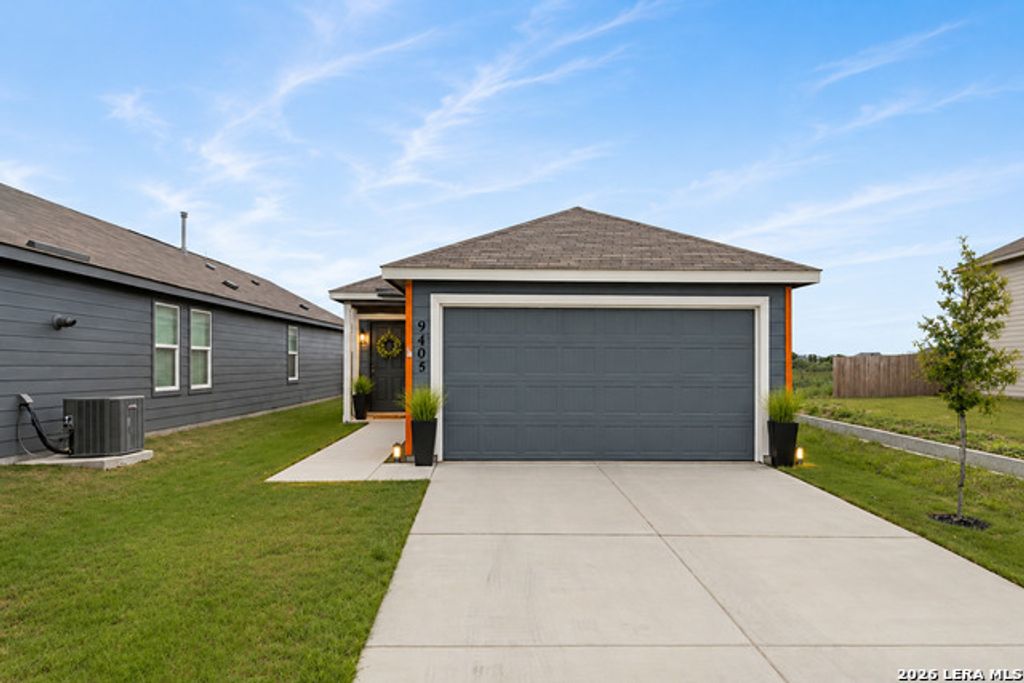 9405 Nelson Way, Seguin