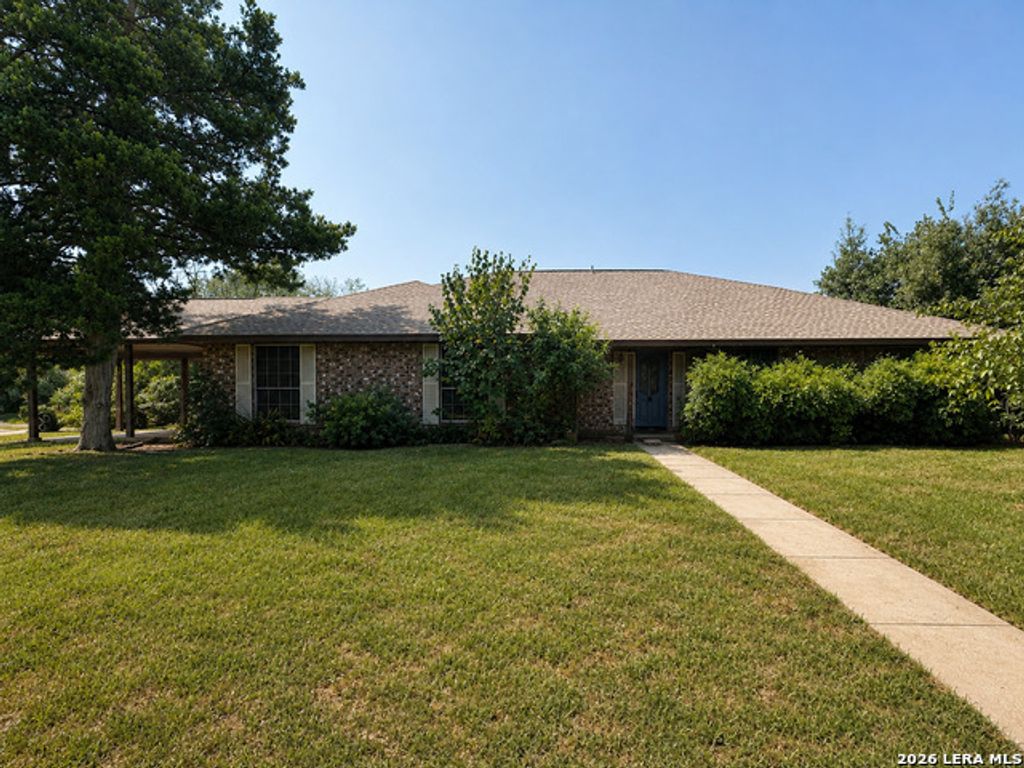 1309 Acorn Rd, Hondo