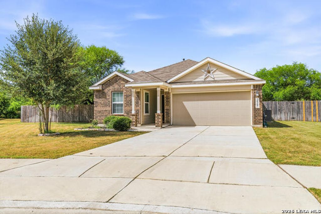 10307 Owl Woods, Schertz