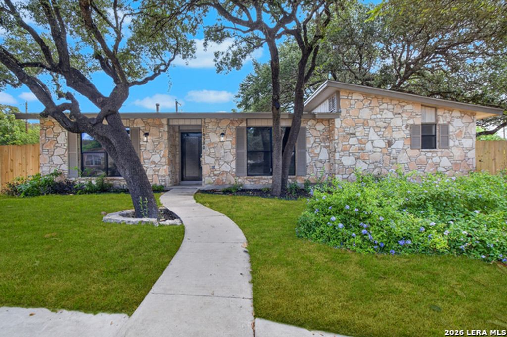 10300 Quail Meadow St, San Antonio
