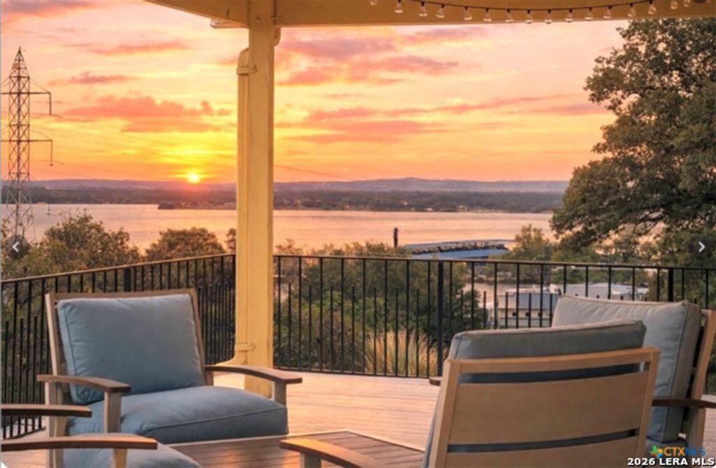 100 Kings, Cottonwood Shores