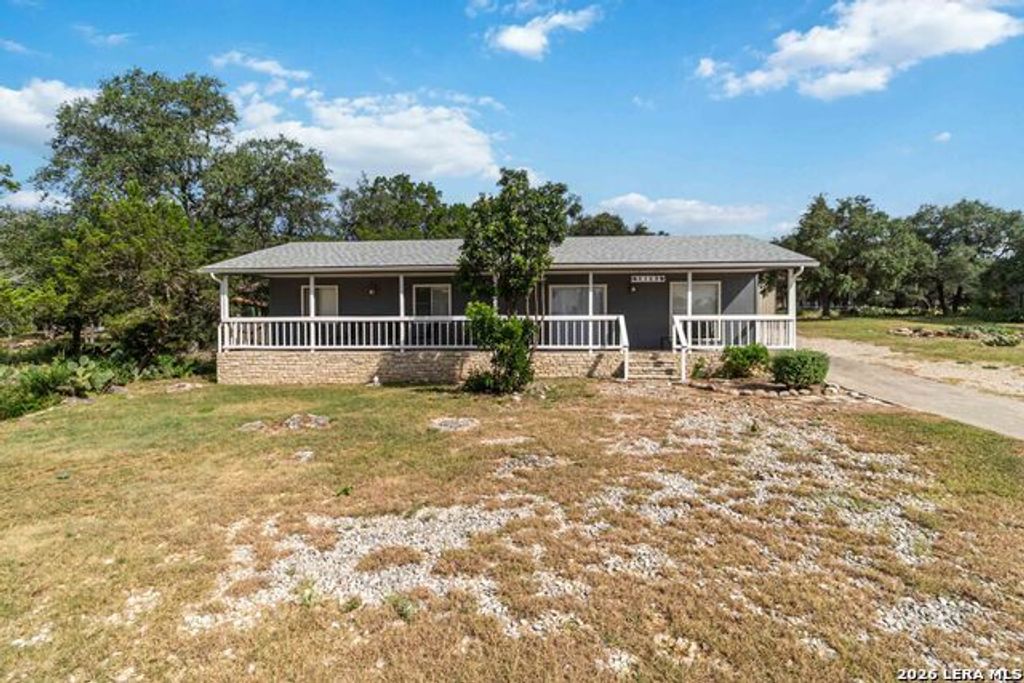 2123 Canyon Lake Dr, Canyon Lake