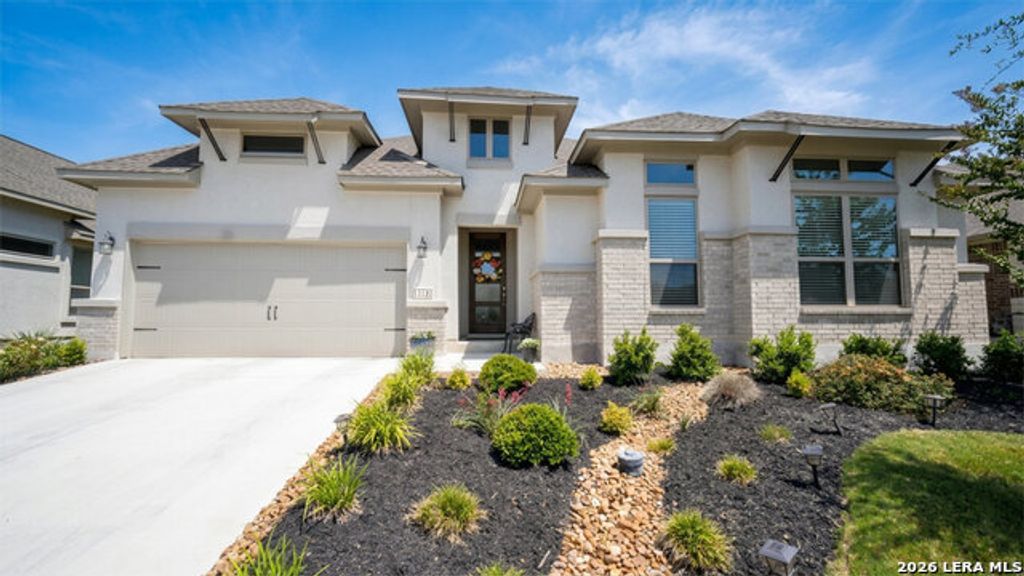112 Valencia, Boerne