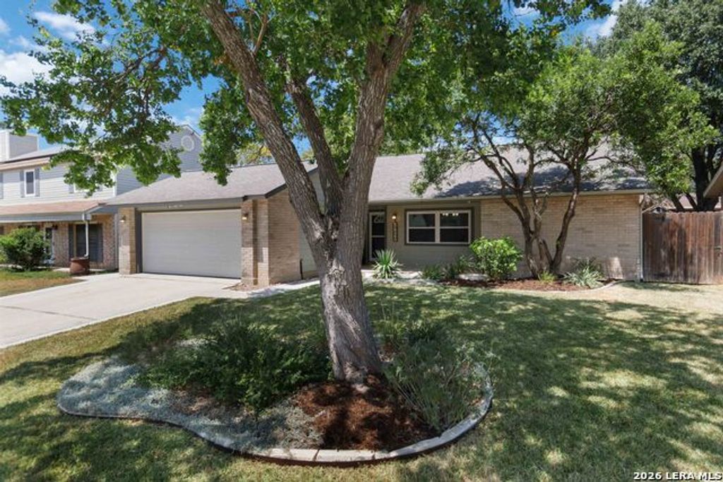 5823 Lost Crk, San Antonio
