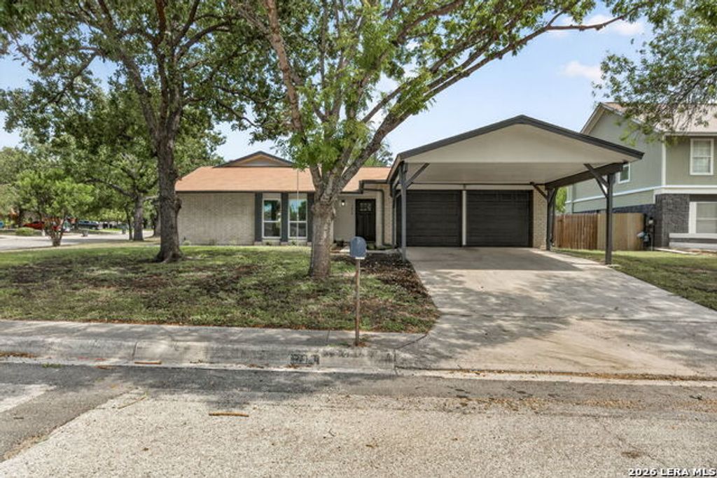 7014 Gary Player St, San Antonio