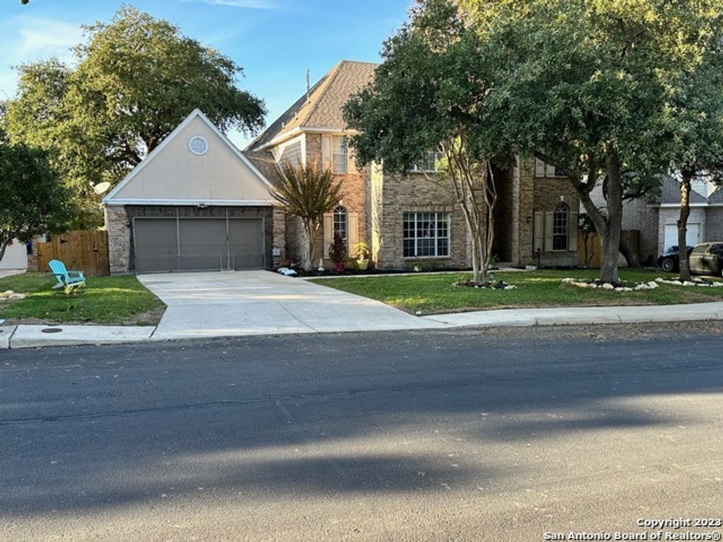8839 Goodwick Heights, San Antonio