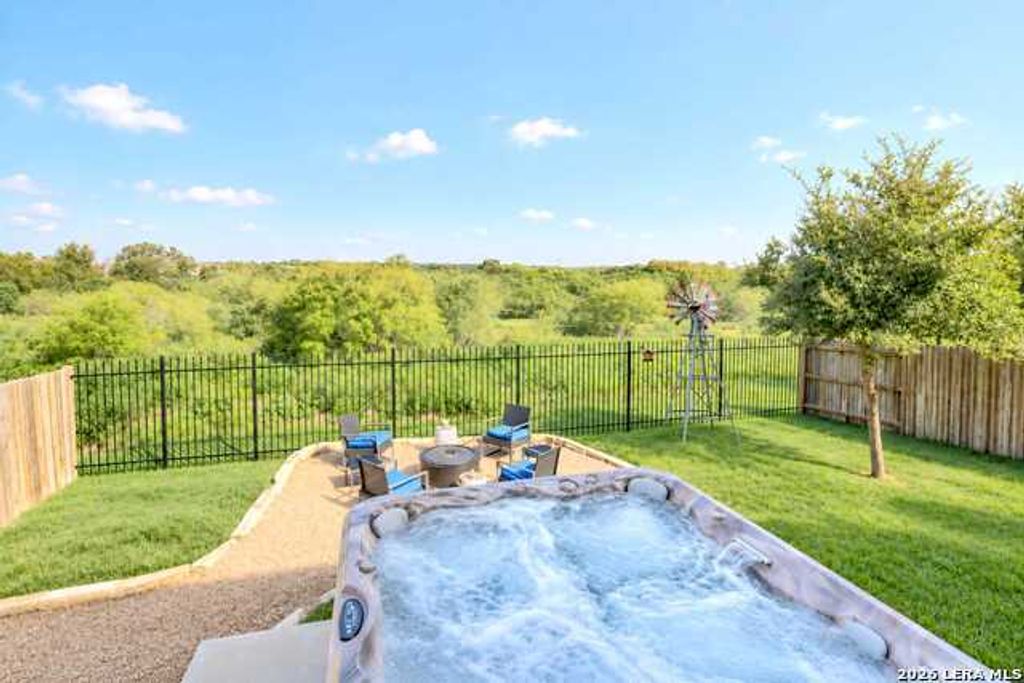 3117 Nister, New Braunfels